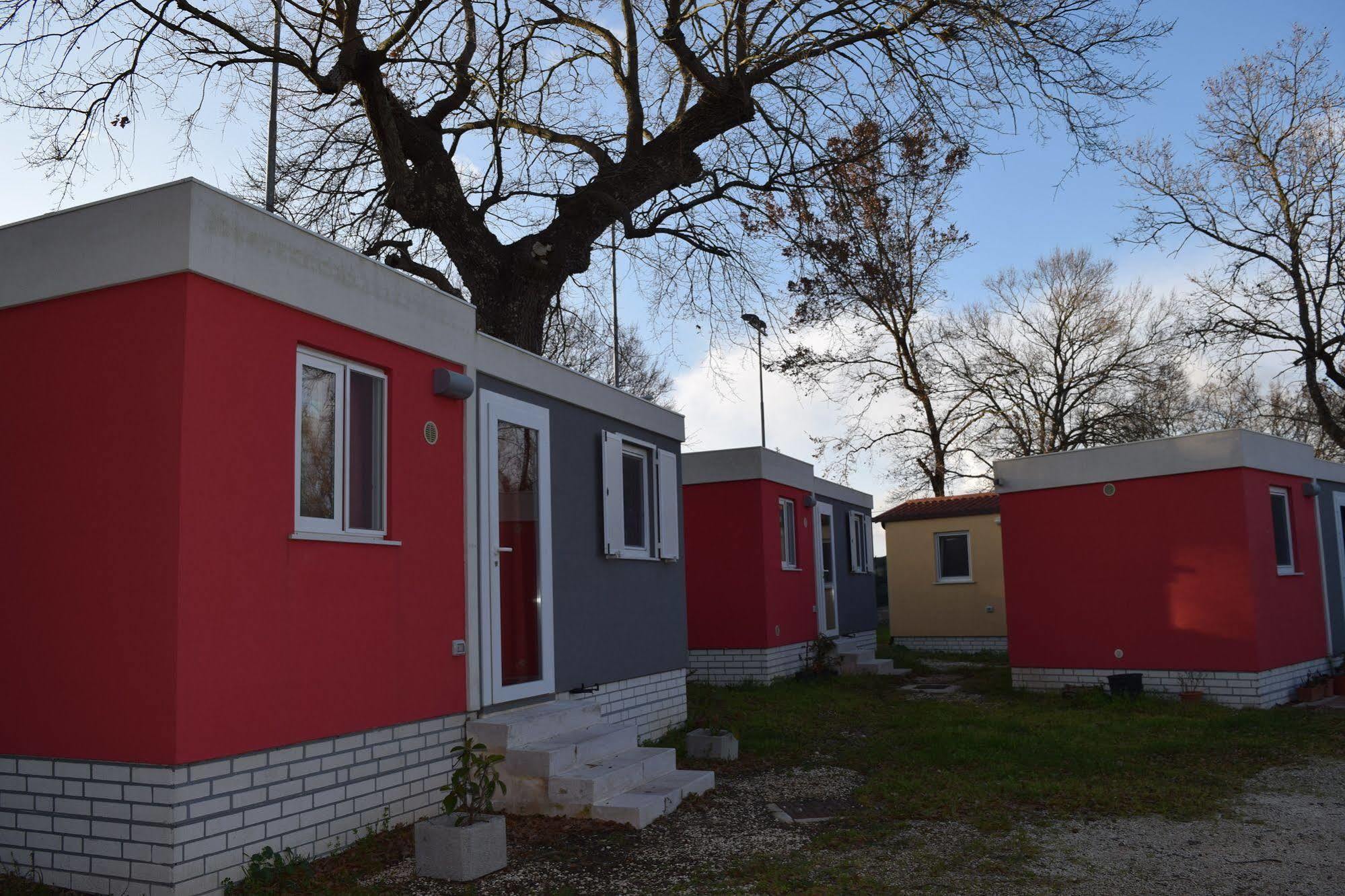 Villaggio Camping Bosco Selva Alberobello Luaran gambar